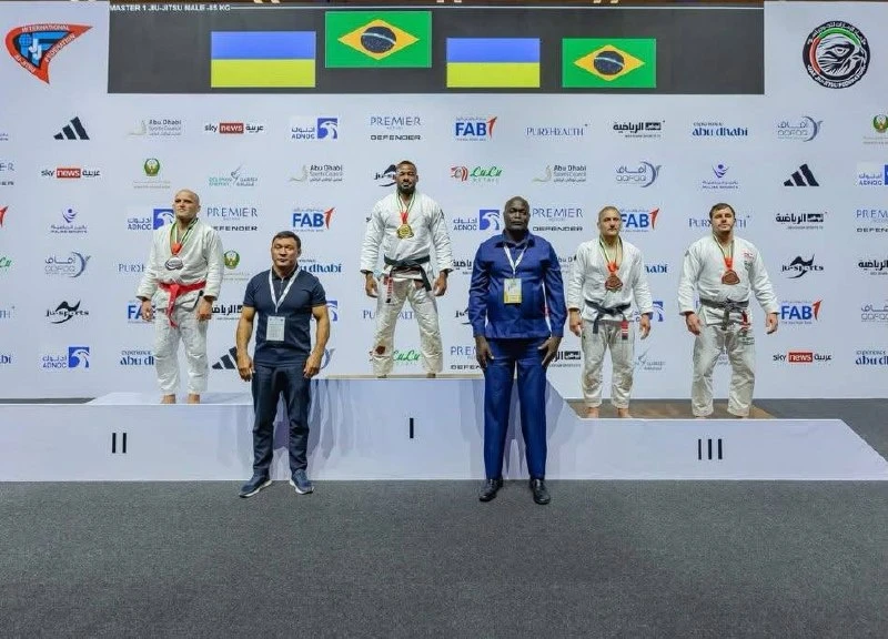 Фастівчанин Максим Петренко здобув два «срібла» на Чемпіонаті світу з джиу-джитсу