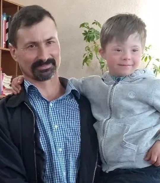 З найменшим синочком