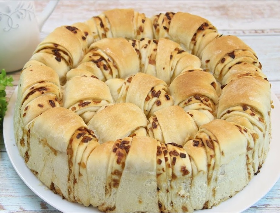Пісний цибульний пиріг