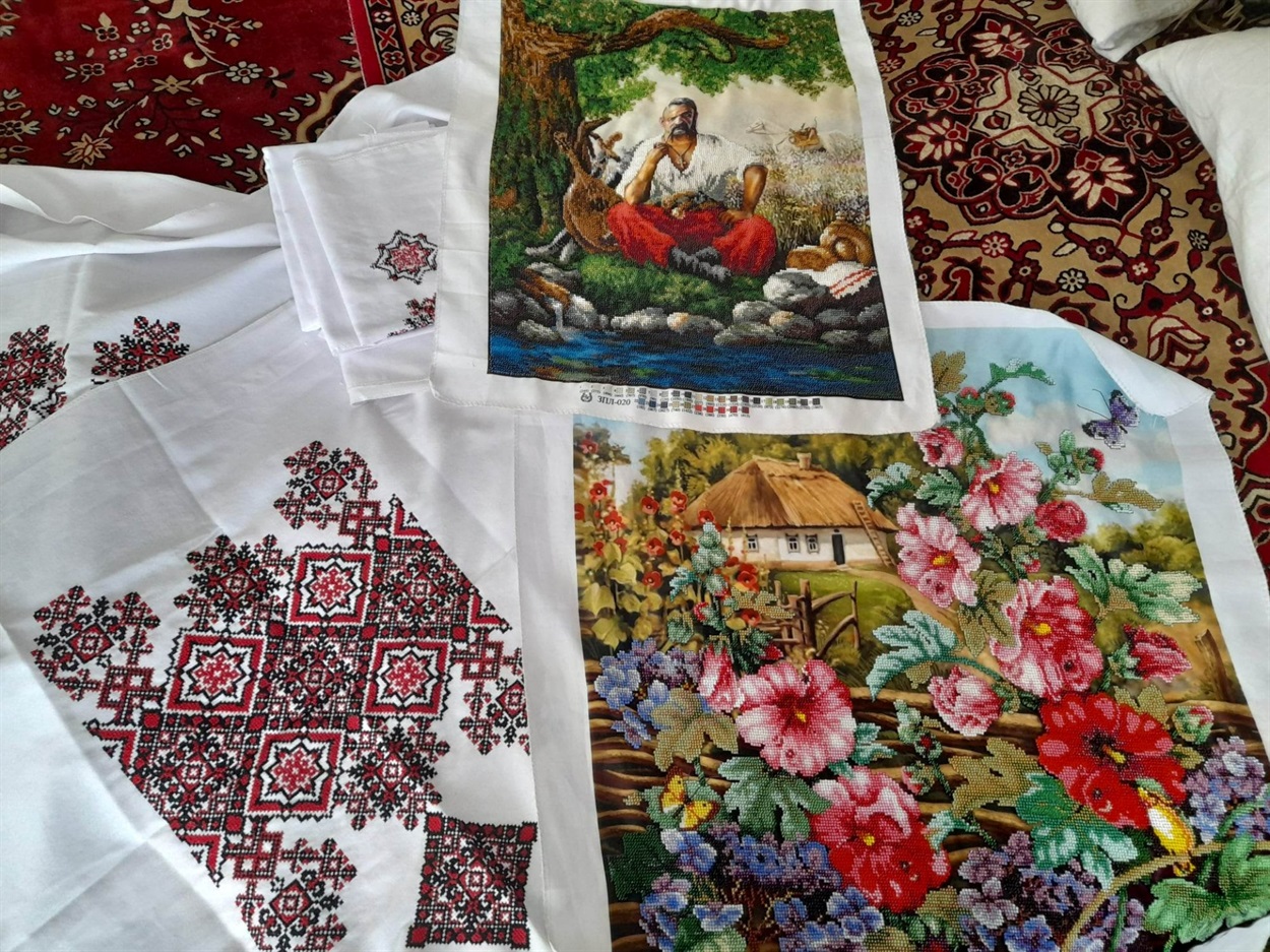 Роботи Людмили Костецької