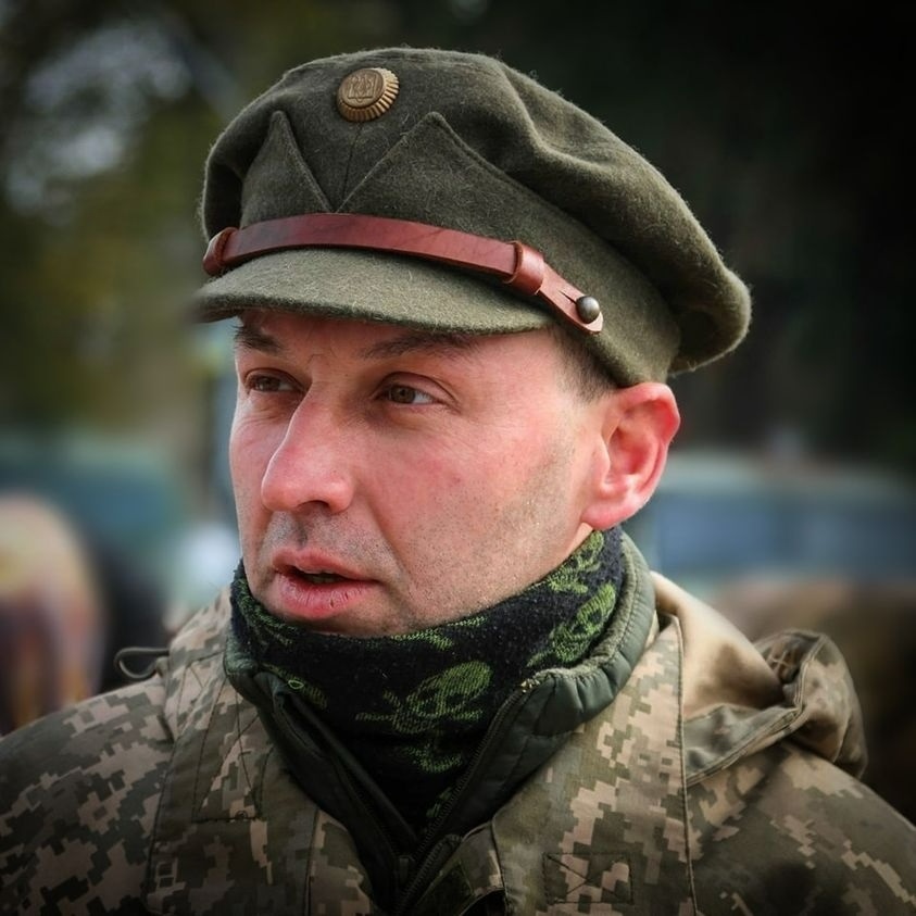 Захисник Юрій Мороз
