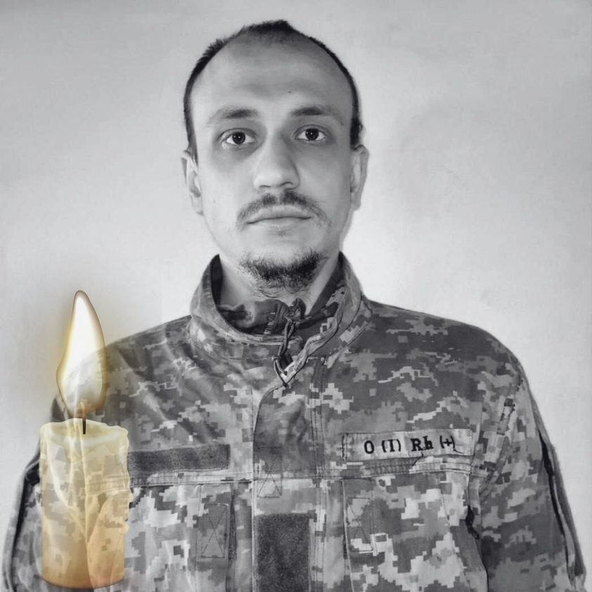 Захисник Артур Павленко 