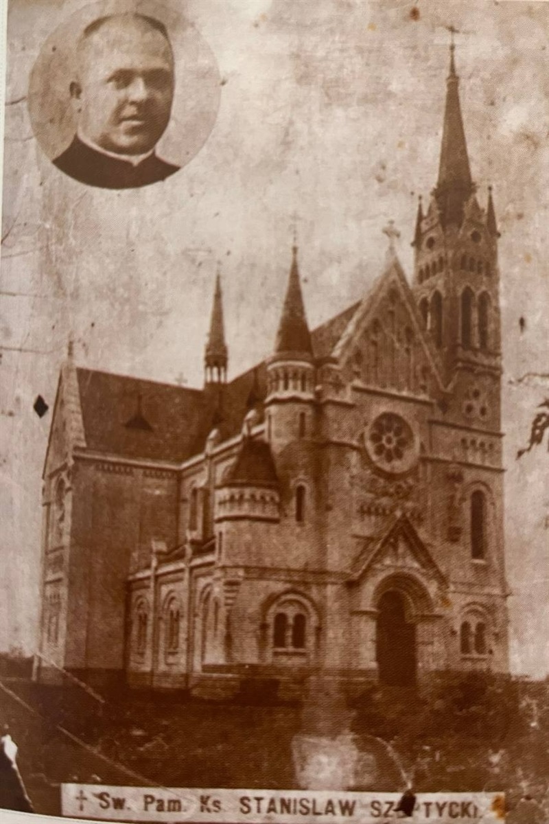 Пам'ятка для фундаторів будови храму з фотографією померлого отця Станіслава Шептицького