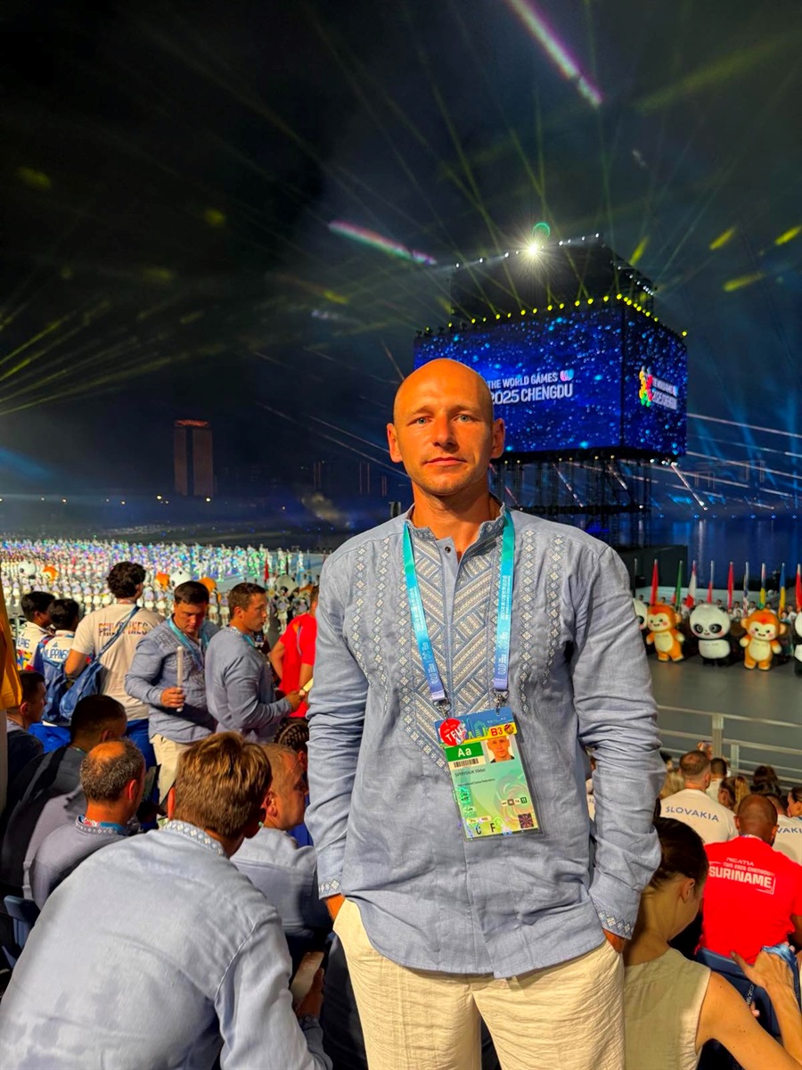 Шлях до спортивних перемог на Всесвітніх іграх у Китаї тренера ДЮШС «Локомотив» Віктора Свиридюка