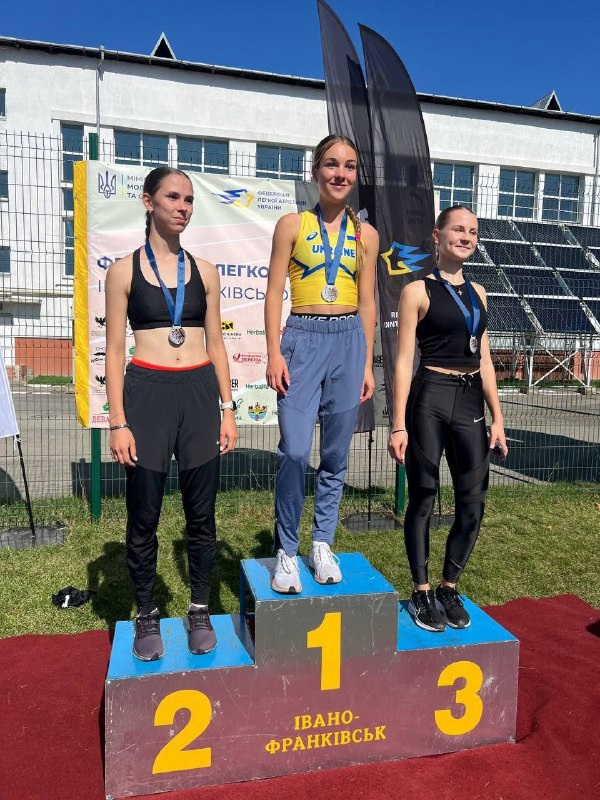 Фастівчанка Злата Мондзолівська виборола три золоті медалі на чемпіонаті України з легкої атлетики