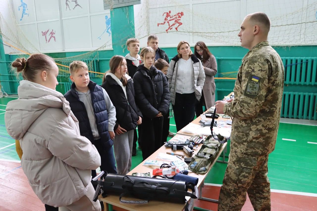 У Фастові юні джури пройшли військово-патріотичні майстер-класи 