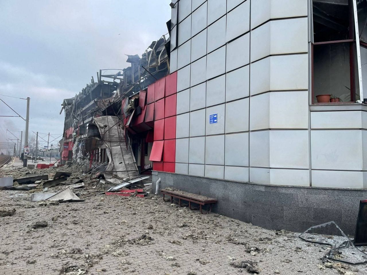 Через нічну атаку на Фастів змінено графік приміських та далеких поїздів