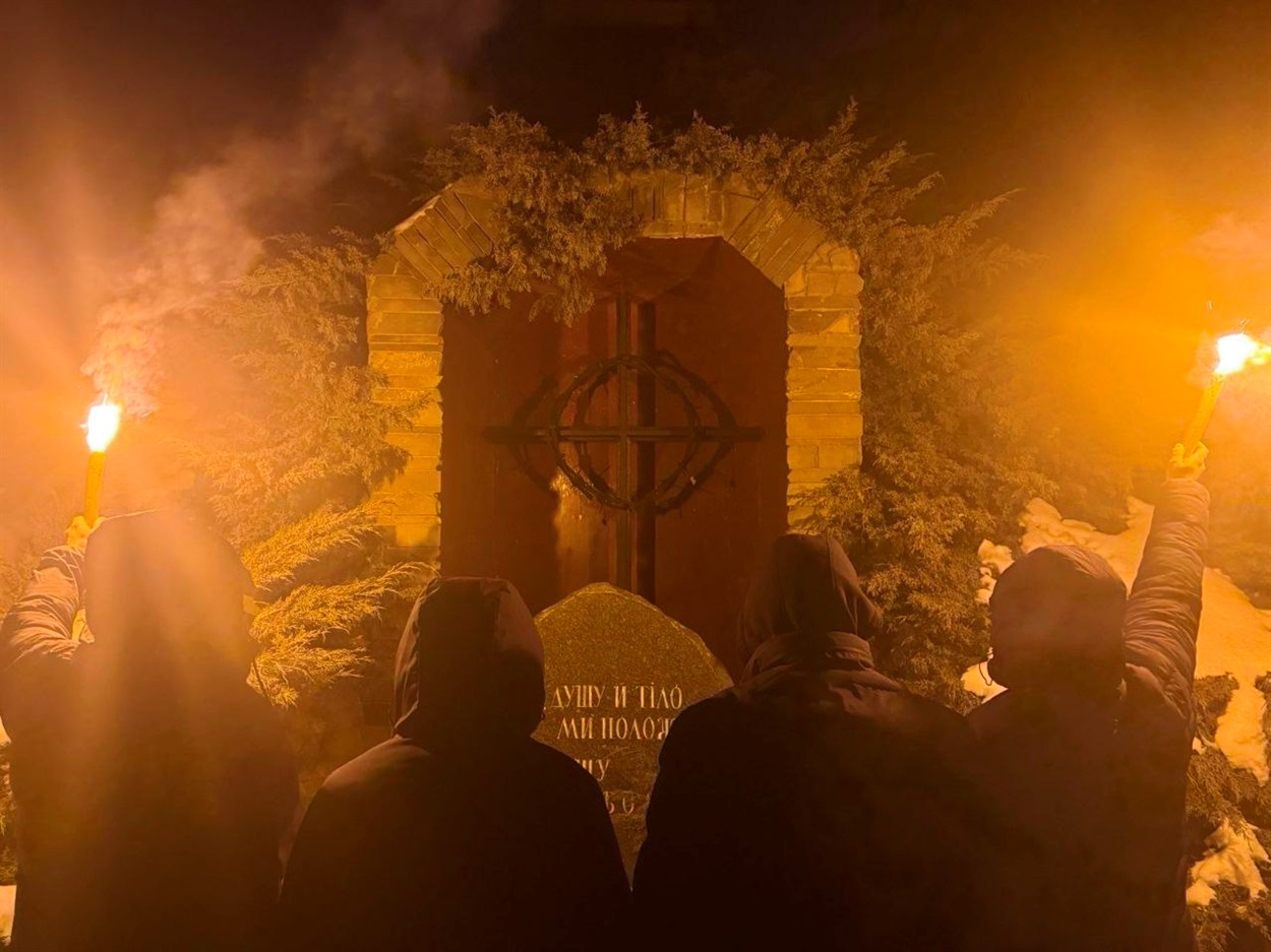 Від подвигу Героїв Крут до спротиву сьогодення: боротьба триває!