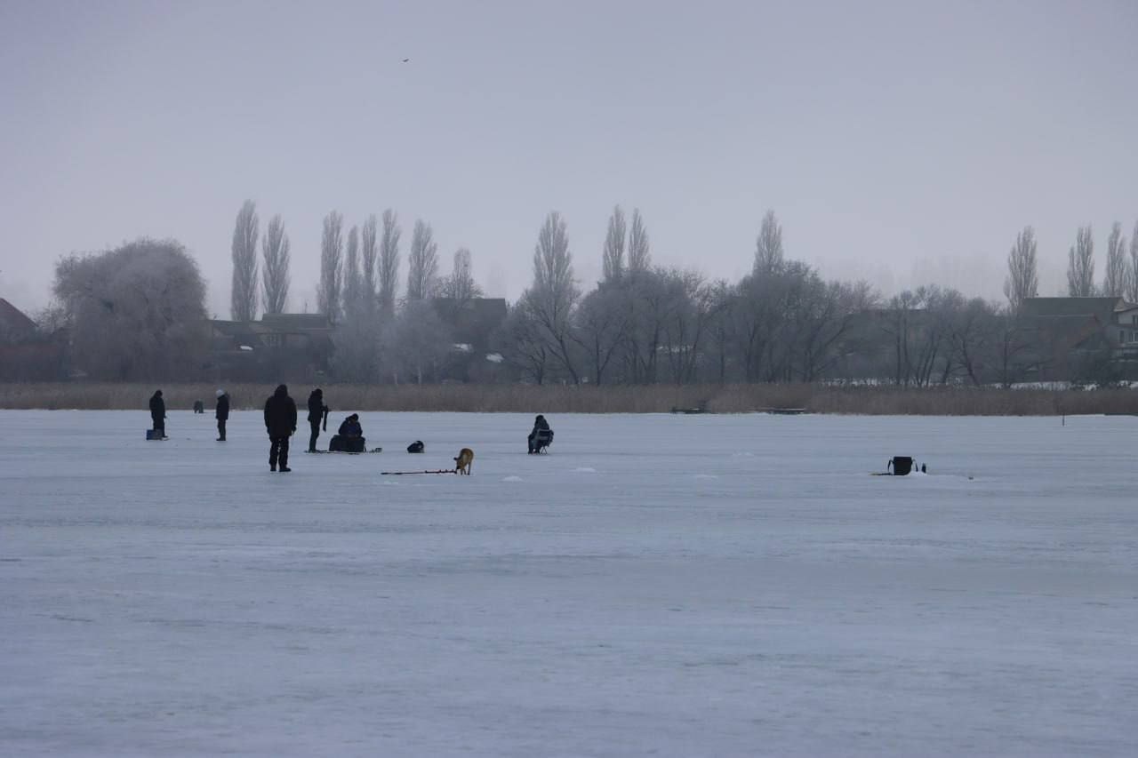 На річці Унаві у Фастові пройшли змагання із зимової риболовлі «Зима-2026»