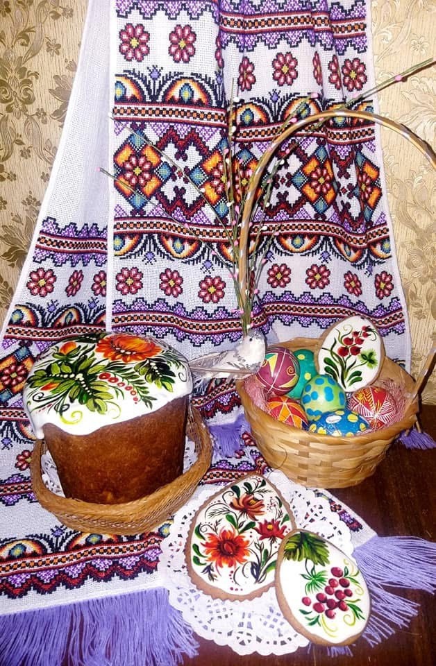 Секрети великодньої випічки: добірка перевірених рецептів від фастівських майстринь