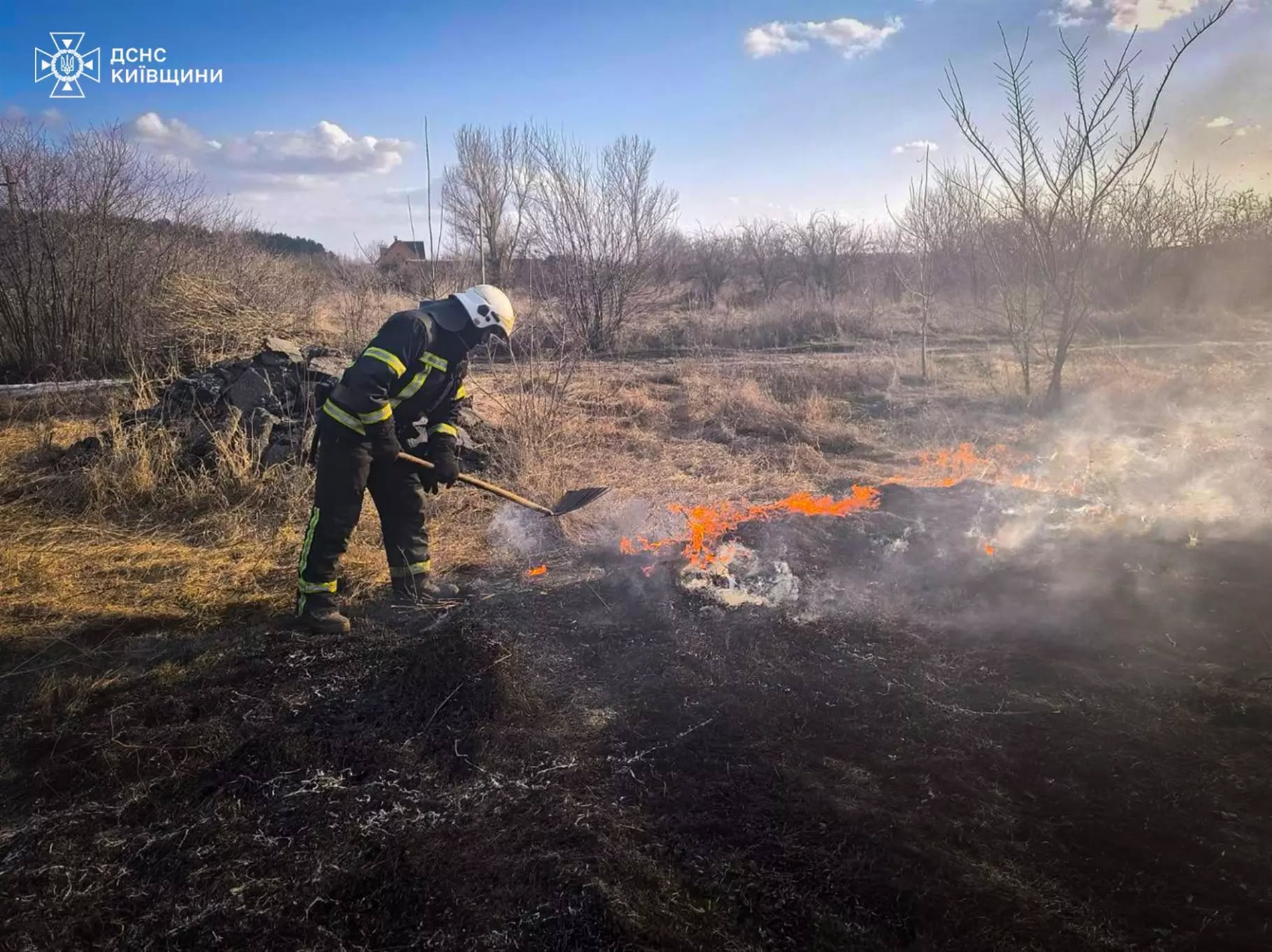 На Фастівщині за день сталося кілька пожеж сухостою