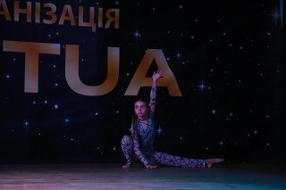 Фастівчанки з BLOSSOM dance studio здобули Гран-прі та низку нагород на фестивалі SVDance