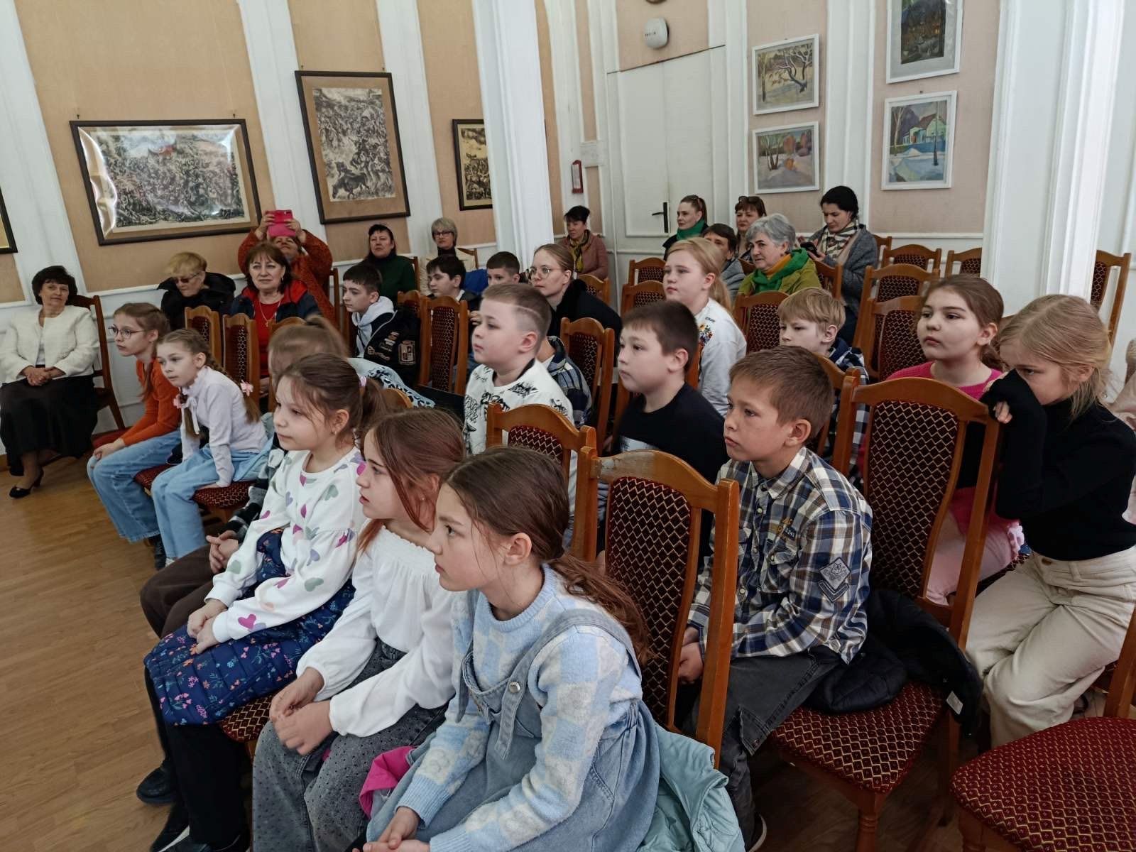 У Фастові відбулася інтерактивна зустріч школярів із письменницею Оленою Скуловатою