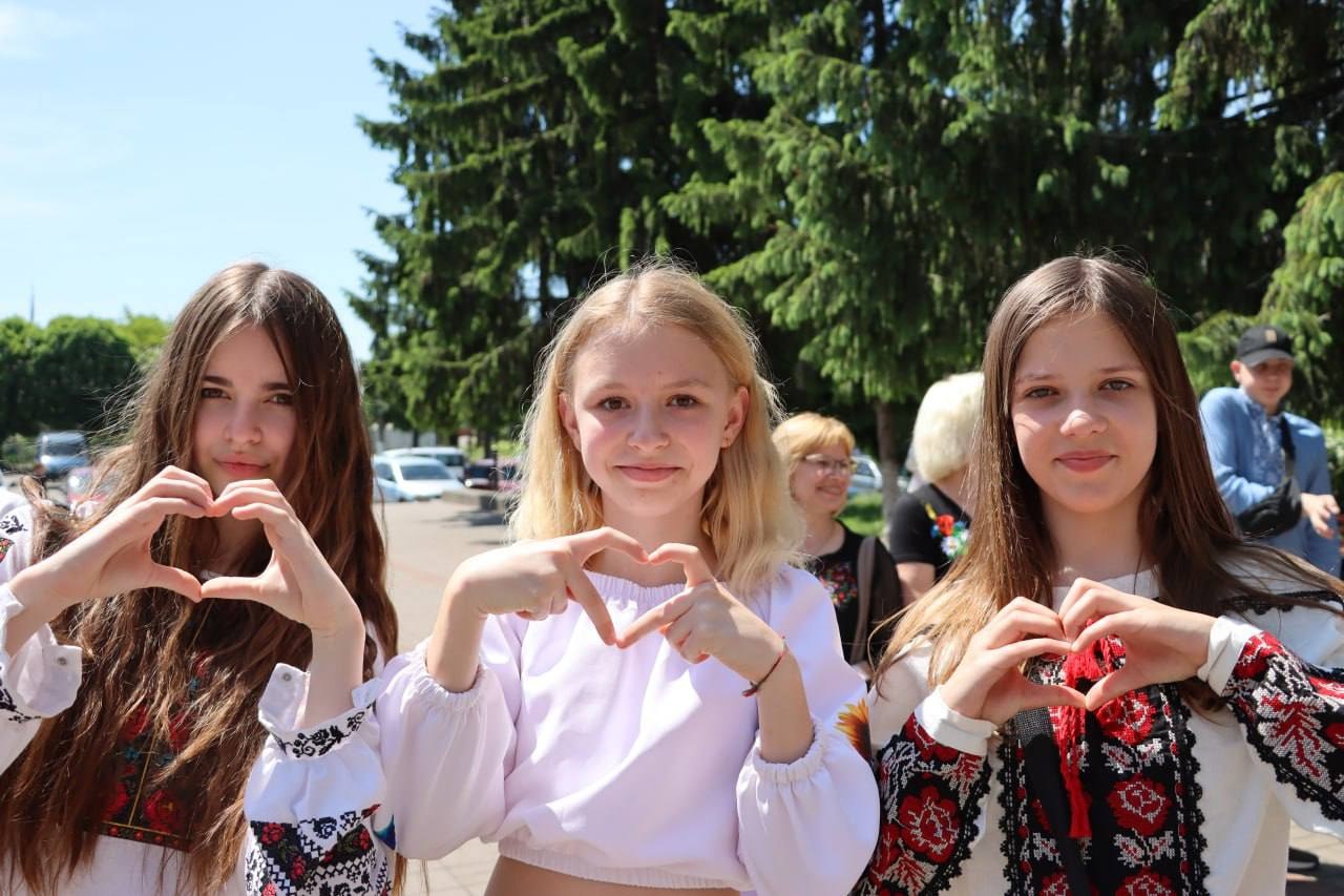 Традиції, що об’єднують: у Фастові пройшов творчий захід до Дня вишиванки